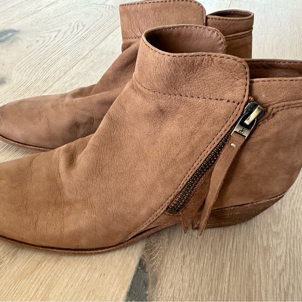 Sam Edelman brown booties size 7.5